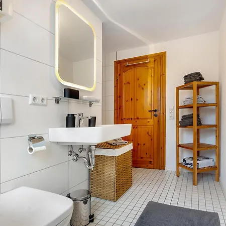 Suedstadt-perle 公寓 *